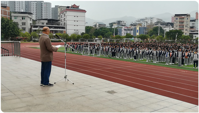 闽清一中校服图片