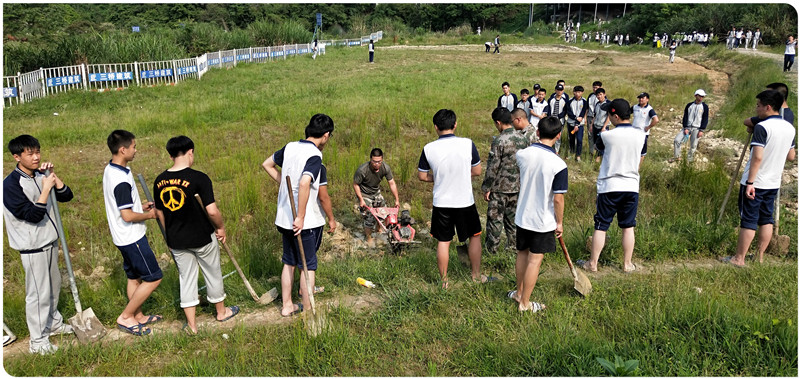 2-5田园劳动实践.jpg